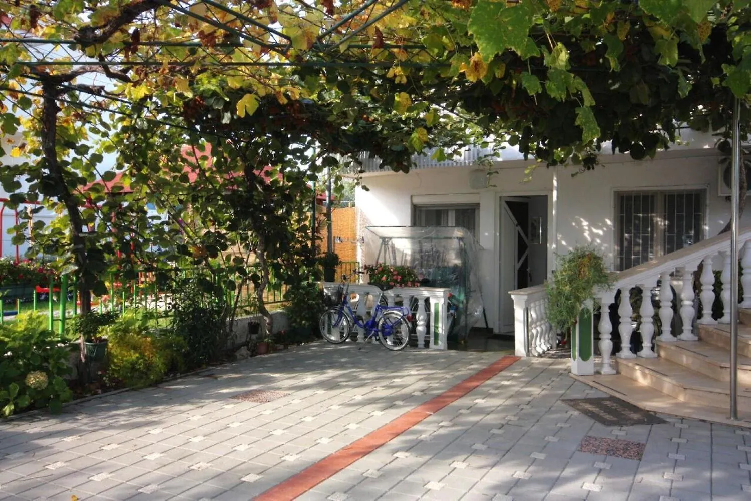 Apartments Let - 5 M From Sea Sukosan Croatia